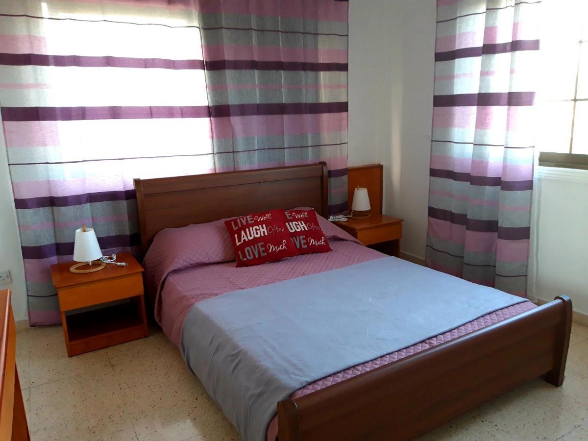 לרנקה La Veranda Sea View Apartments מראה חיצוני תמונה