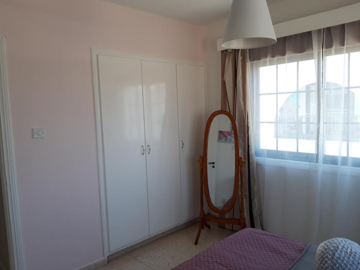 לרנקה La Veranda Sea View Apartments מראה חיצוני תמונה