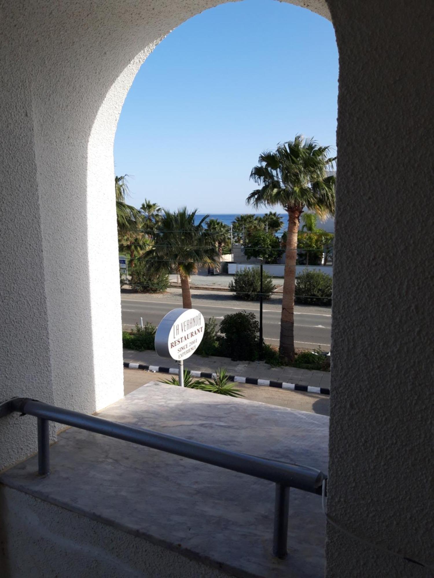 לרנקה La Veranda Sea View Apartments חדר תמונה
